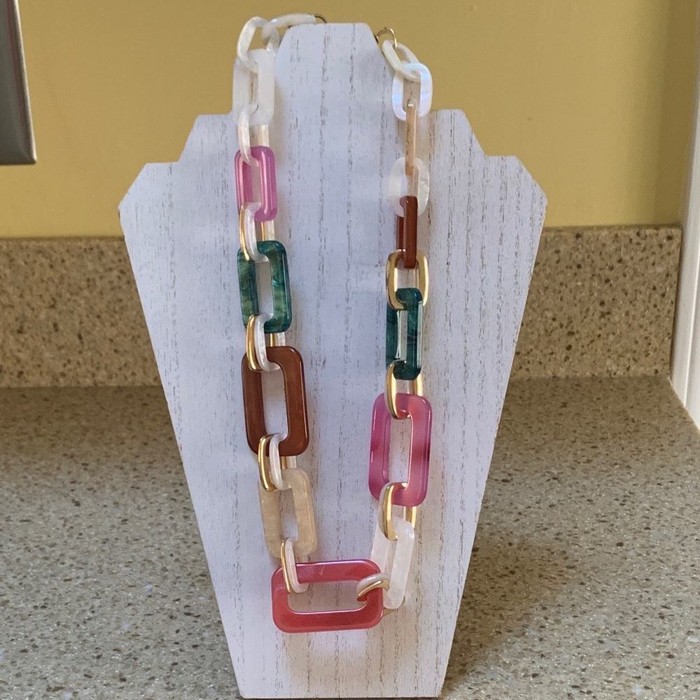 Acrylic Links Necklace
